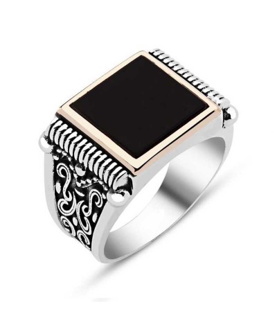 Gümüş Siyah Taşlı Erkek Yüzük