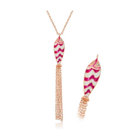 ​Gümüş Püsküllü Balık Kolye