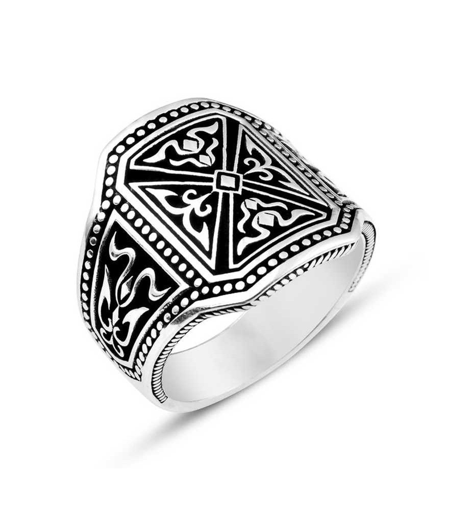 ​​Gümüş Desenli Erkek Yüzük