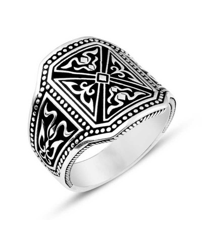 ​​Gümüş Desenli Erkek Yüzük