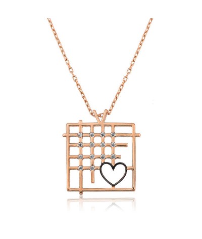 Gümüş Parmaklıklar Arasındaki Aşk Kolye