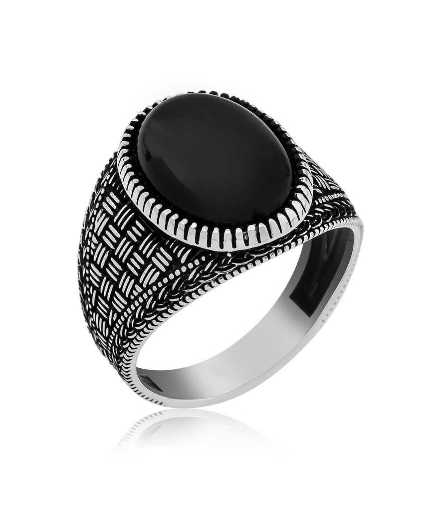 Gümüş Oniks Taşlı Örgü Desenli Erkek Yüzük