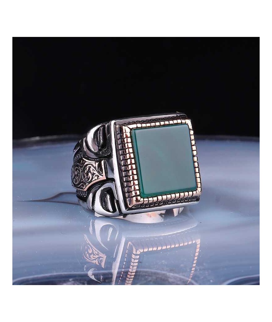 ​Gümüş Kare Yeşil Akik Taşlı Erkek Yüzük