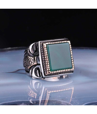 ​Gümüş Kare Yeşil Akik Taşlı Erkek Yüzük