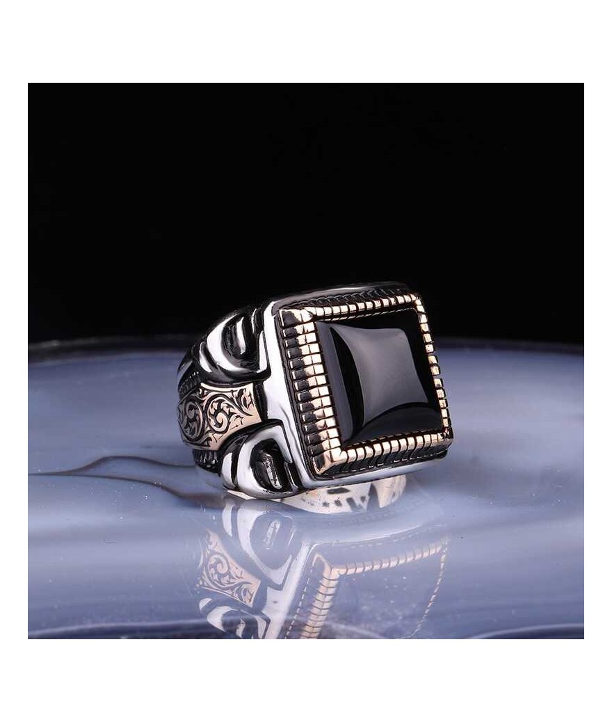 Gümüş Kare Onix Taşlı Erkek Yüzük
