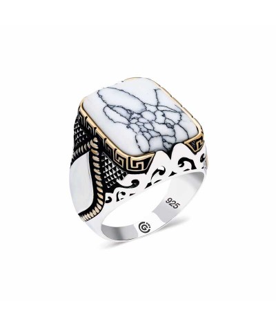 ​Gümüş Çizgili Beyaz Taşlı Köşeli Erkek Yüzük