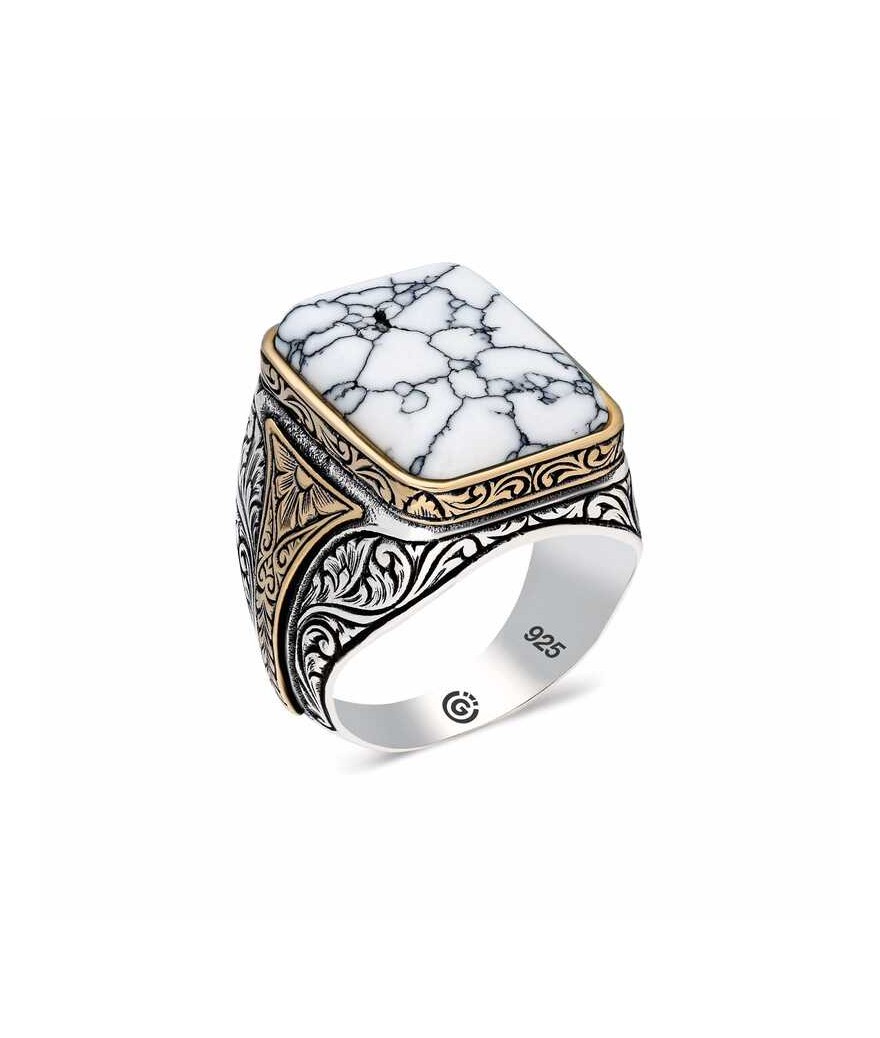 ​Gümüş Desenli Beyaz Havlit Taşlı Kare Erkek Yüzük